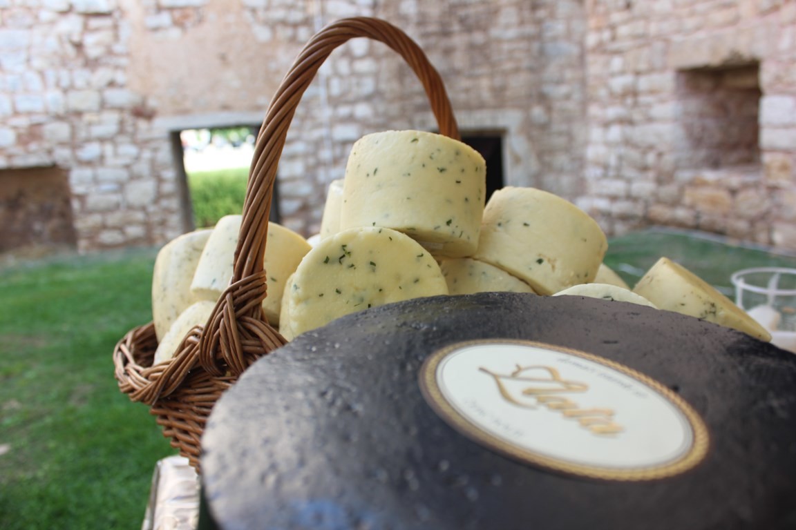 Sirana Zlata — Ćepić Polje